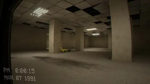 Escape the Backrooms screenshot 2 of 4